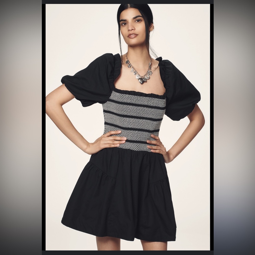 NWT Anthropologie Flutter-Sleeve Square-Neck Mini Dress Size Large‎